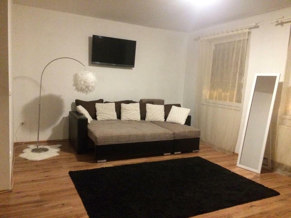 Kristaly Apartman Szeged Buitenkant foto